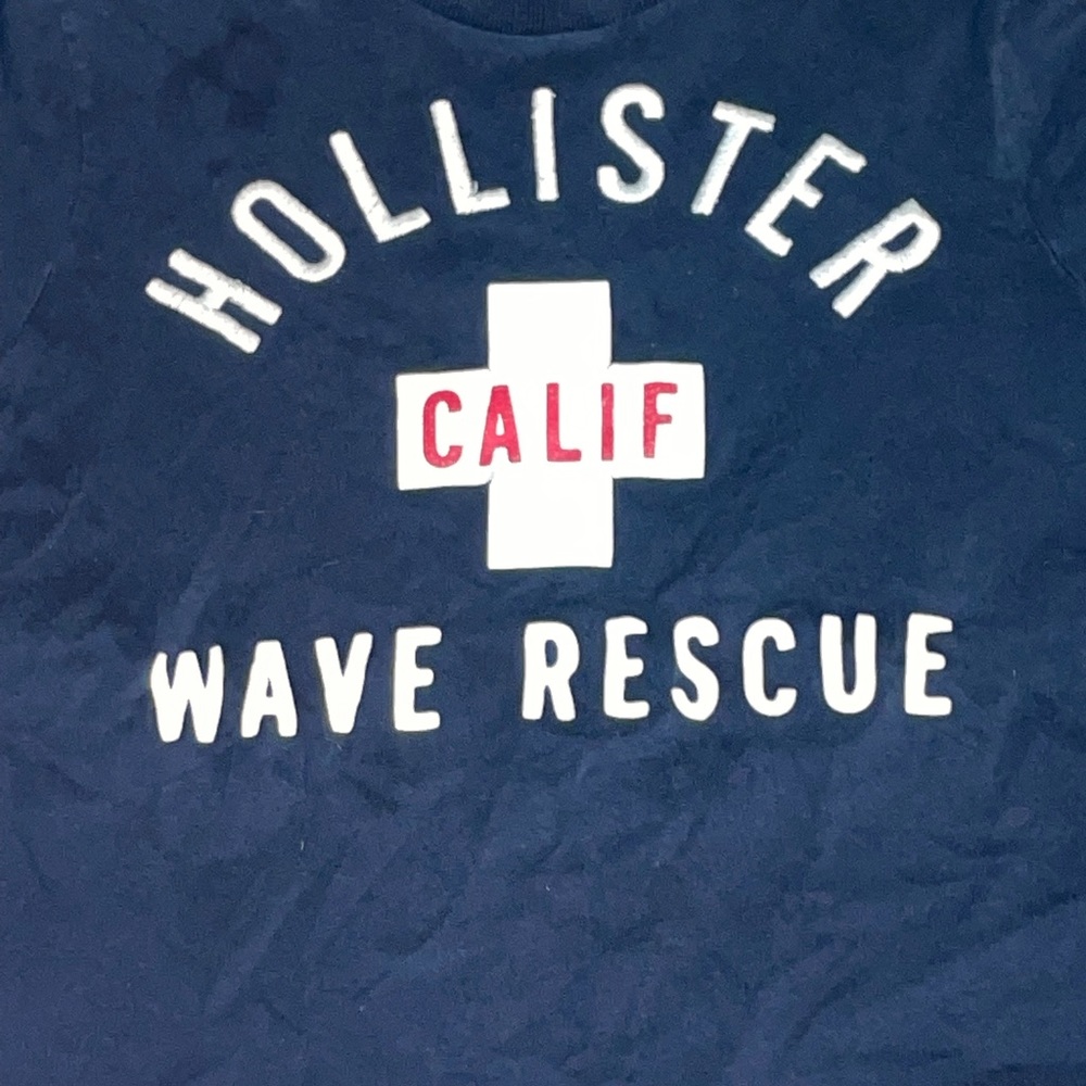 Hollister t